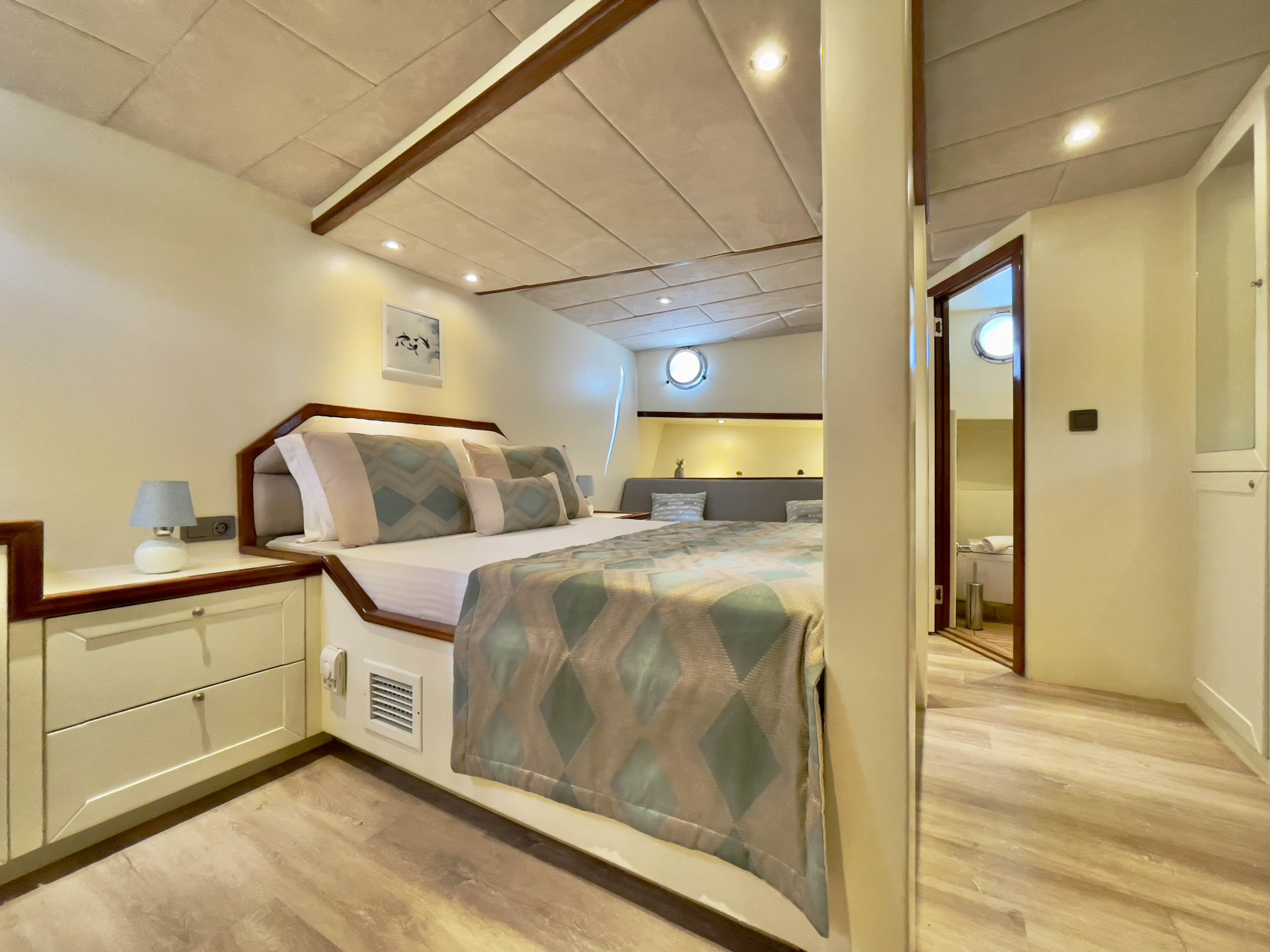 18 Derya Deniz Front Master 2