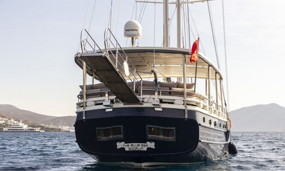 goldenyachting_bs1g-jpg-cnr